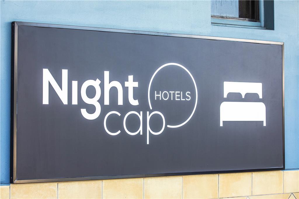 Nightcap At Ocean Beach Hotel Umina Beach Logotyp bild